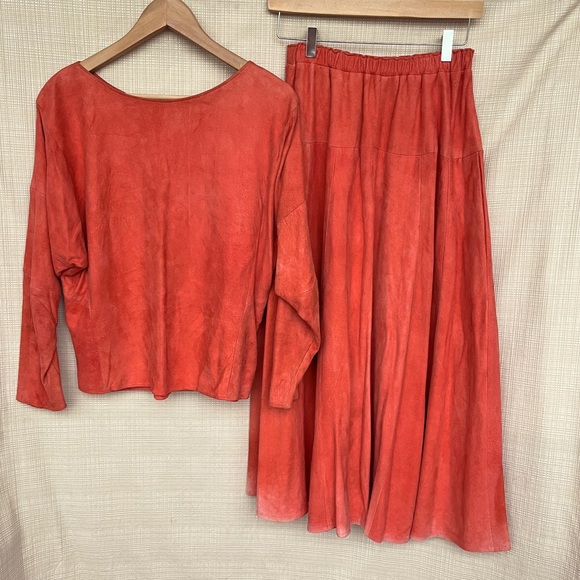 Char & Sher Dresses & Skirts - Vintage RARE Suede Maxi Skirt Set by Char and Sher Pockets Top 2 Piece Set Boho